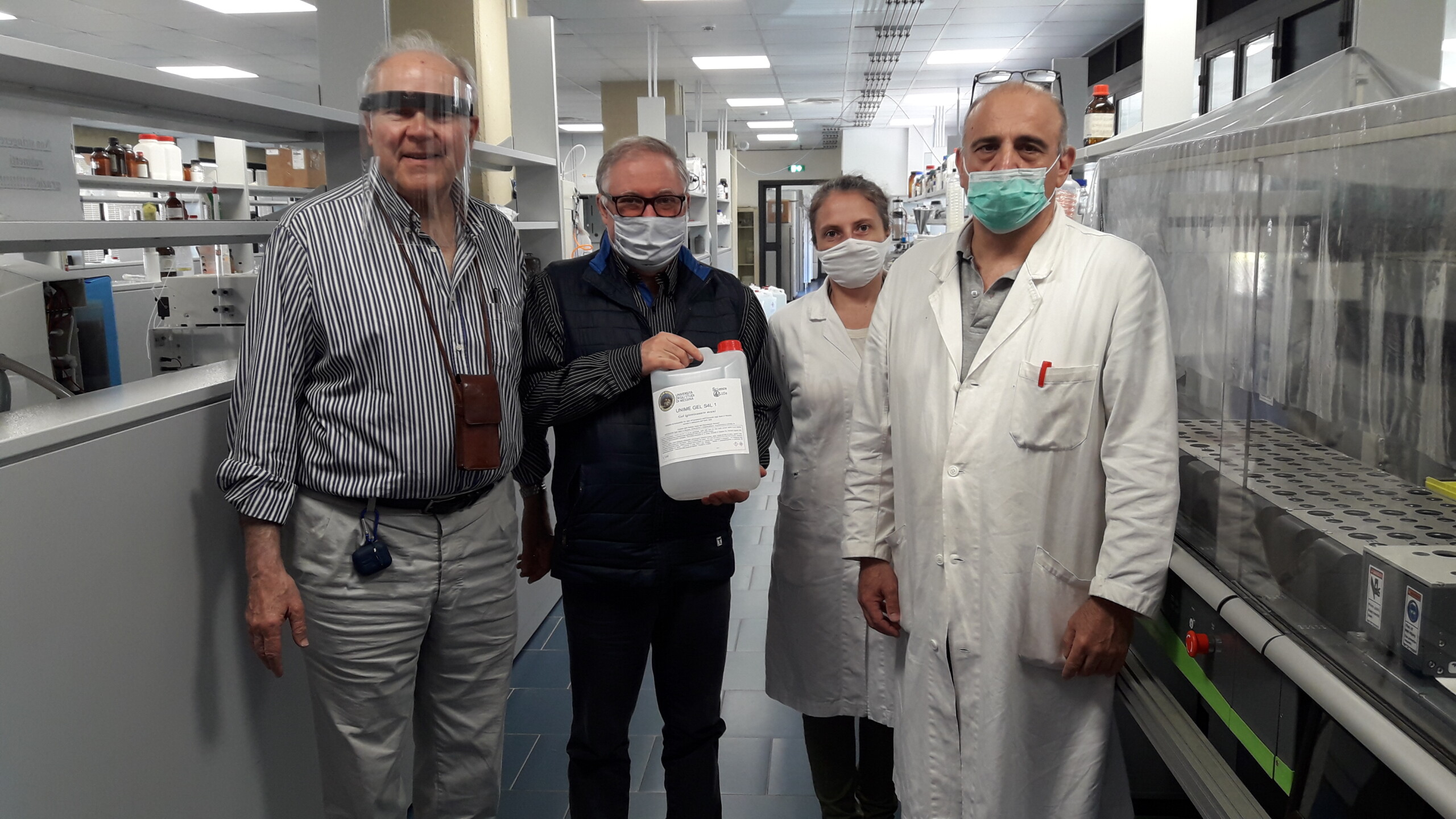 Gel igienizzante per i volontari della Caritas Diocesana di Patti: arriva la donazione dell’Università di Messina
